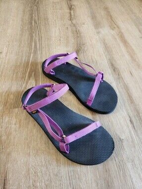 Teva Purple Original Universal Slim Sandals Women's Size 8